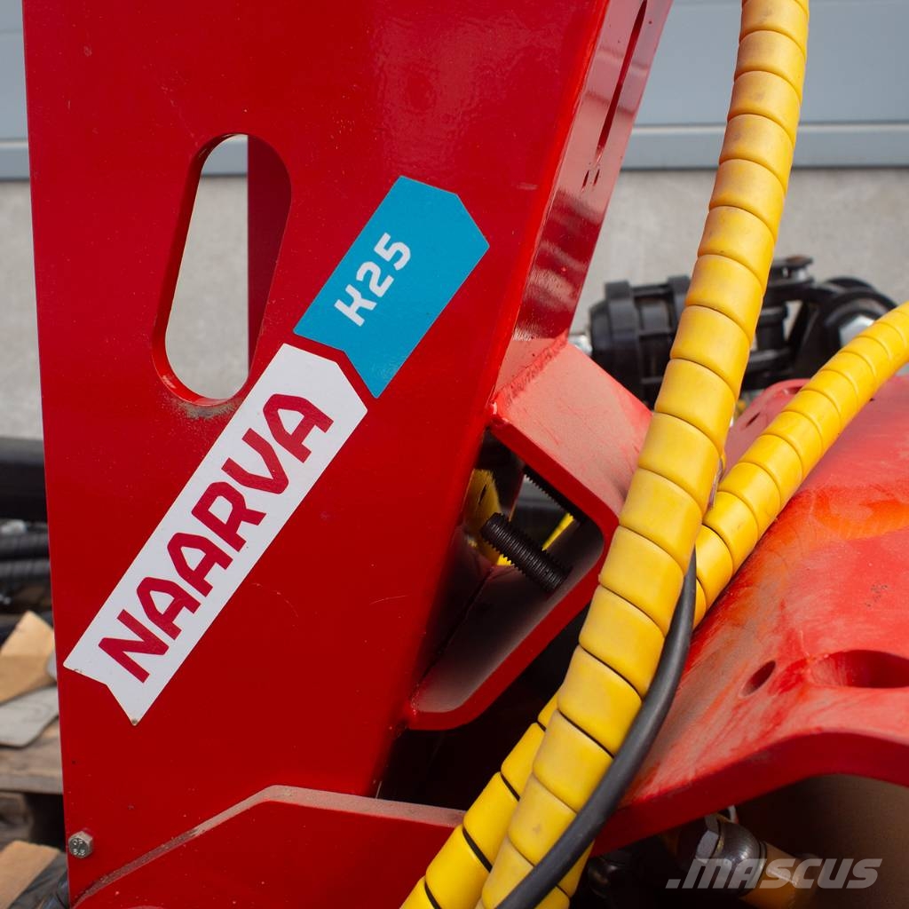 Naarva K25 käyttämätön energiakoura tarvikepaketilla Pinzas