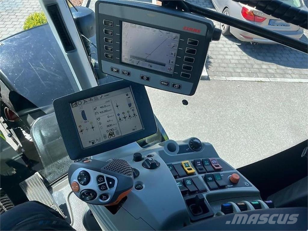 CLAAS Xerion 5000 Trac VC Traktorid