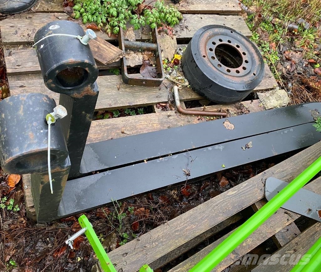 JCB PALLET TINES ONLY Weitere Lade- und Grabgeräte