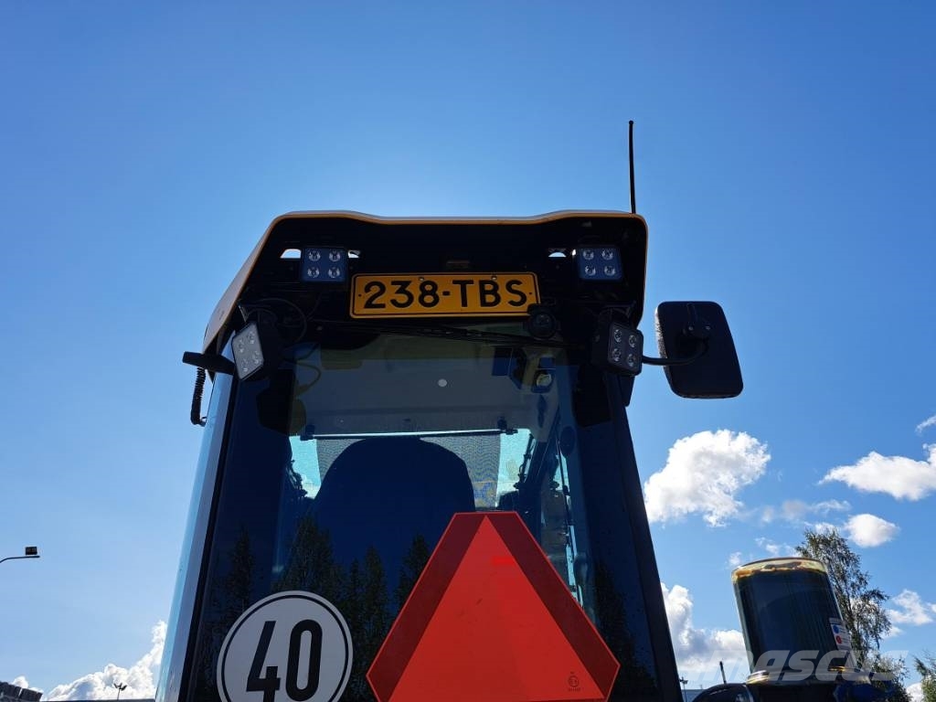 JCB 110 W Hydradig Wheeled excavators