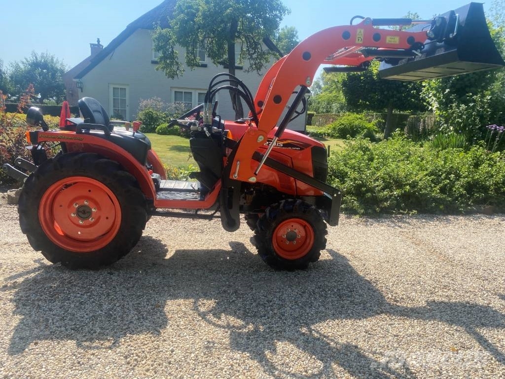 Kubota B2741 Nieuwe  Minitractor met voorlader Compacttrekkers