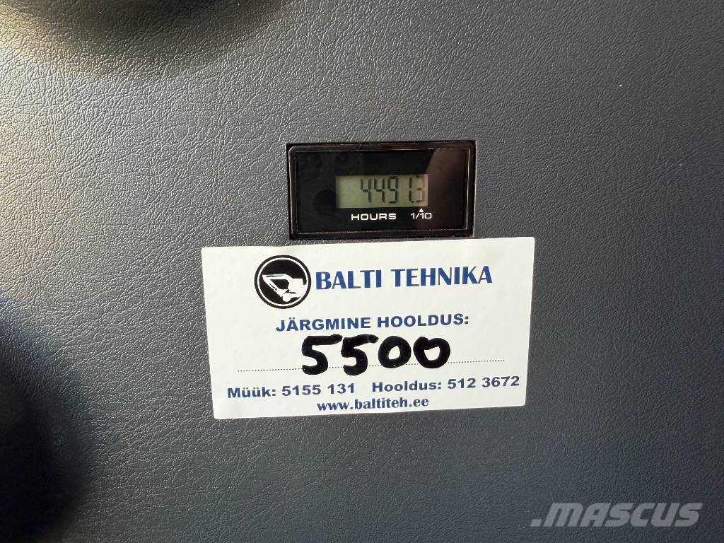 Hyundai HX 235 ALCR Roomikekskavaatorid