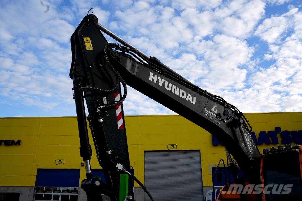 Hyundai HX 235 ALCR Roomikekskavaatorid