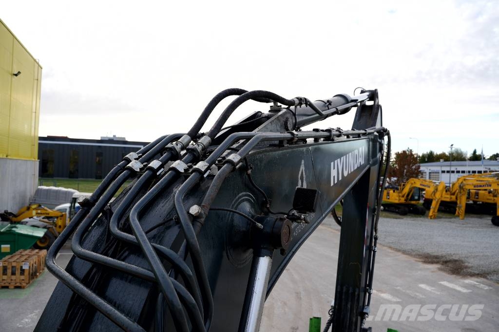 Hyundai HX 235 ALCR Roomikekskavaatorid