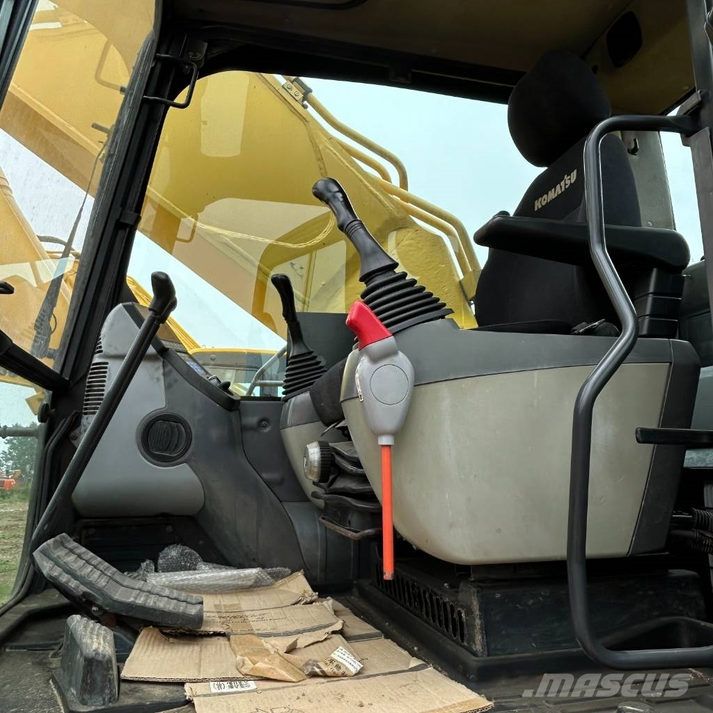 Komatsu 450 Εκσκαφείς με ερπύστριες