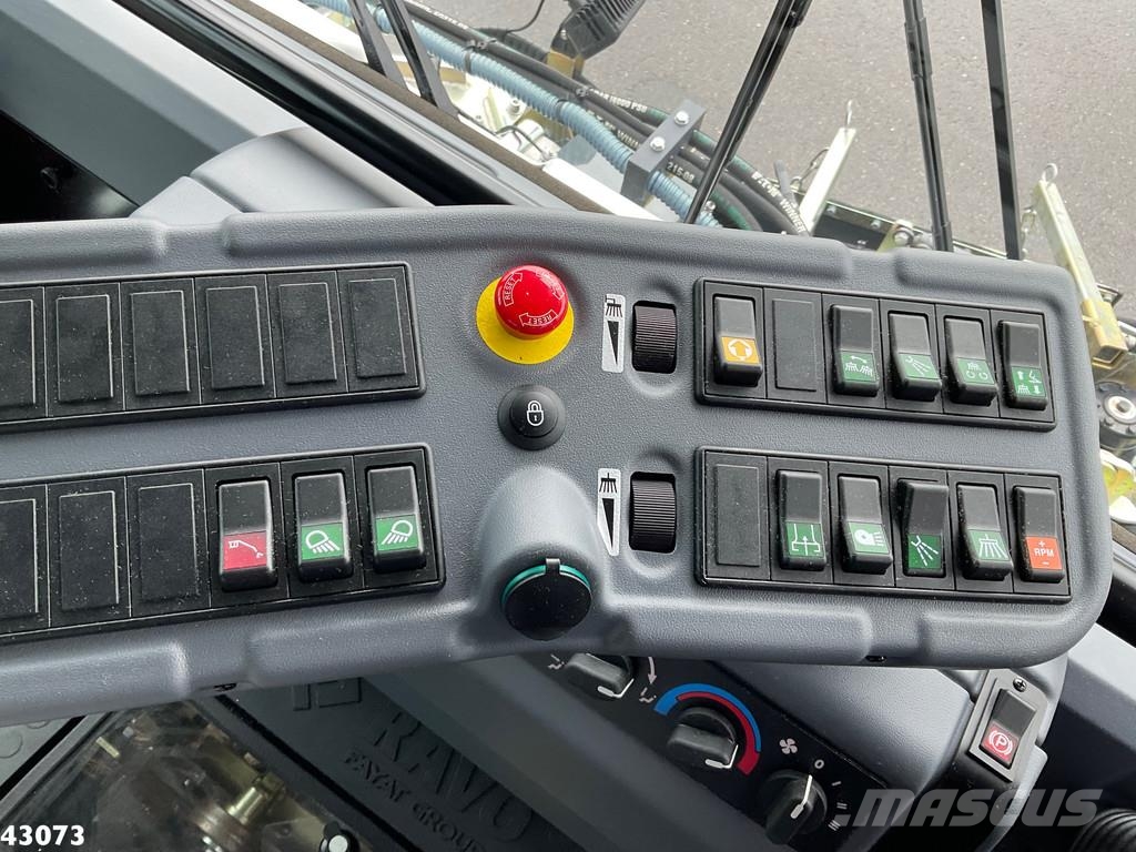 Ravo 540 STH Euro 6 with 3-rd brush Sweeper trucks