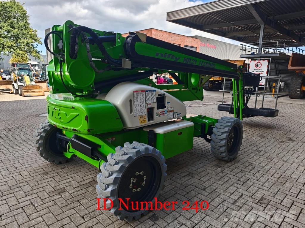 Niftylift HR 21 Hybrid AWD Gelenkteleskoparbeitsbühnen