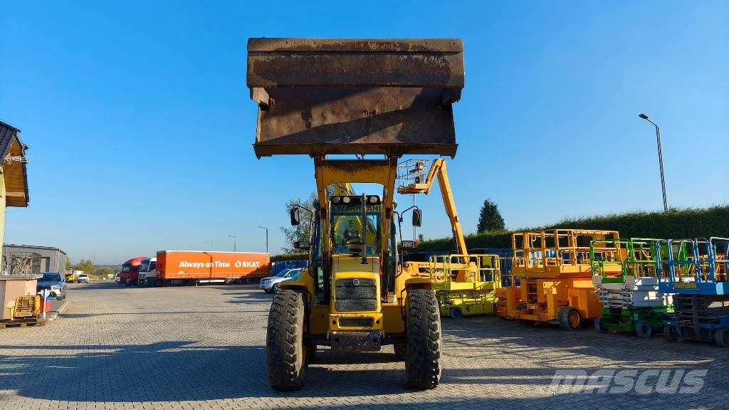 New Holland B 115 TLB's