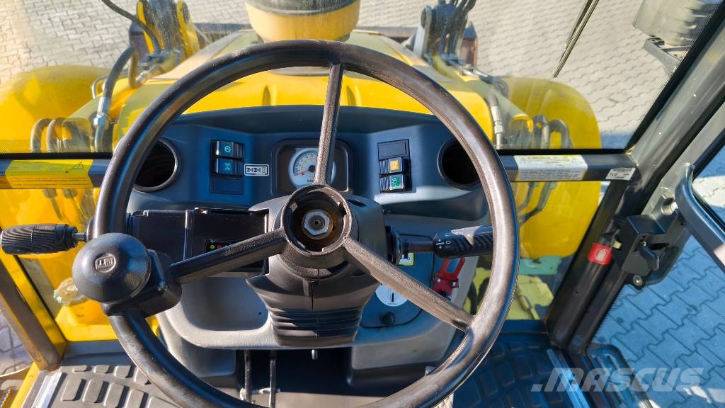 New Holland B 115 TLB's