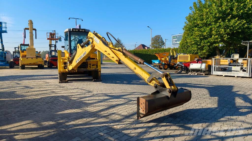New Holland B 115 TLB's