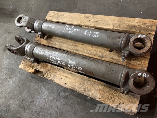 Volvo L 90 USED HYDRAULIC CYLINDER Hidraulikos įrenginiai
