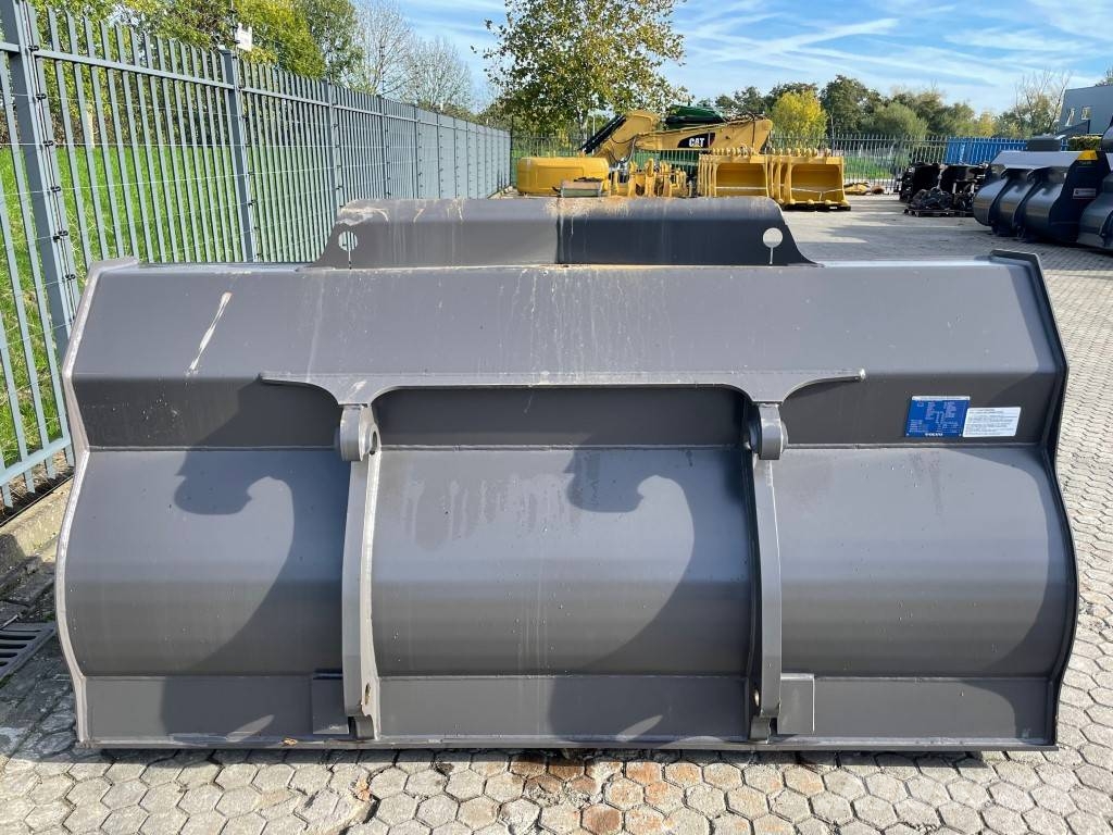 Volvo L 70 H Bucket With Teeth Buckets