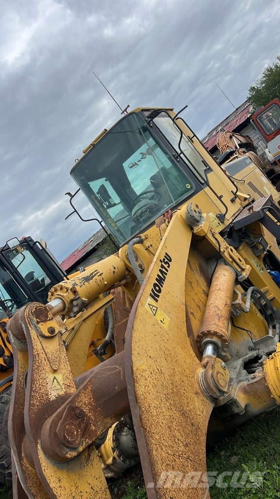 Komatsu WA 470-3H Axles