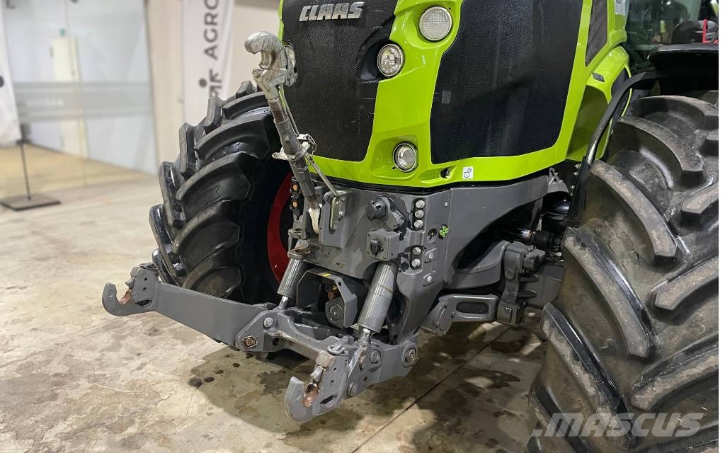 CLAAS Axion 950 Cmatic Tractoare