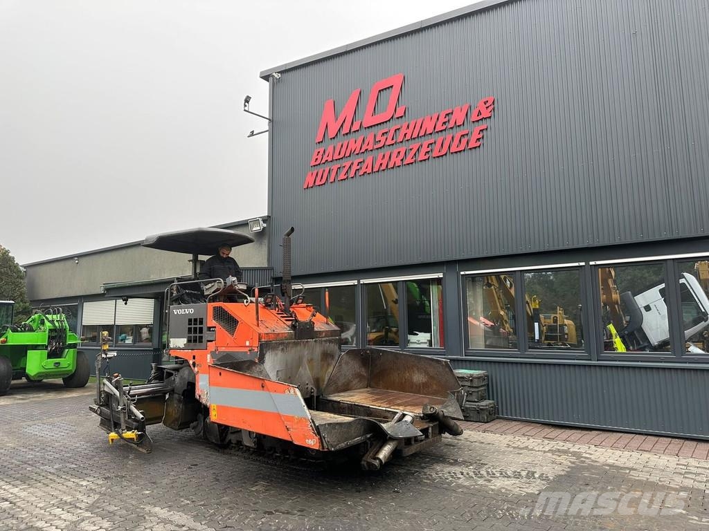 VOLVO-ABG Titan 2820 Asfalto klotuvai
