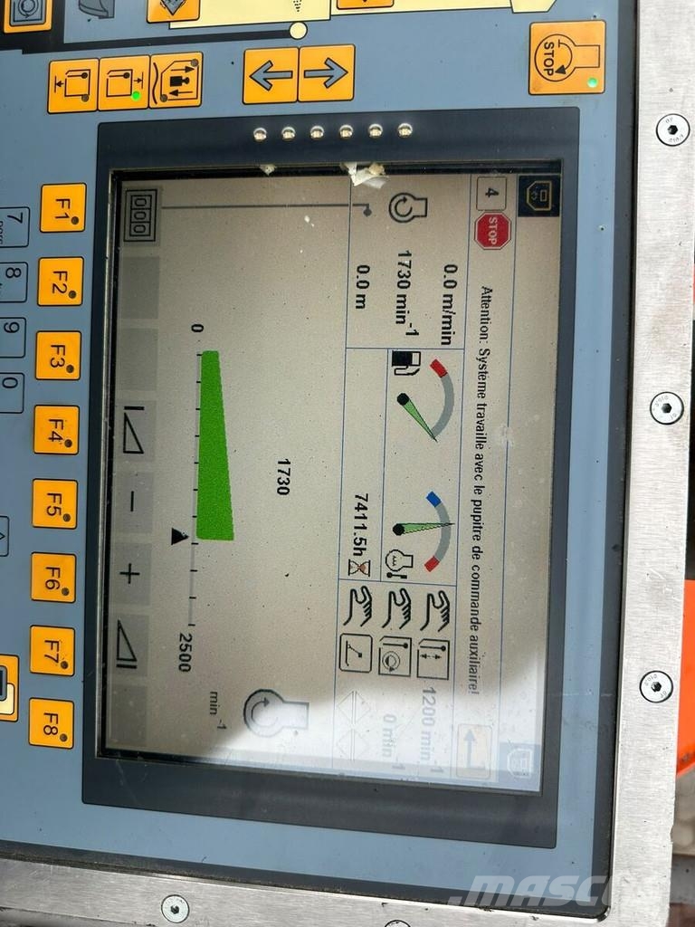 VOLVO-ABG Titan 2820 Asfalto klotuvai