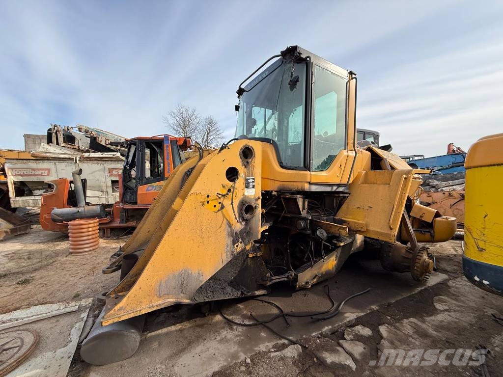Volvo L 220 F PARTS Motoren