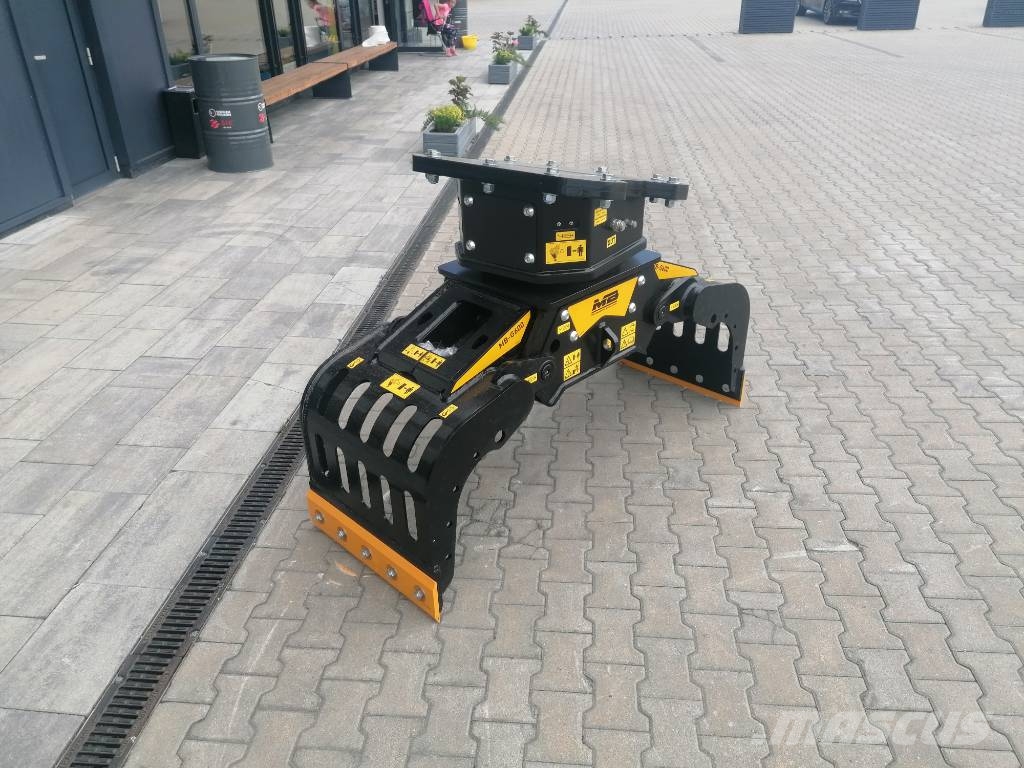 MB Crusher MB-G600 Pašgrābji