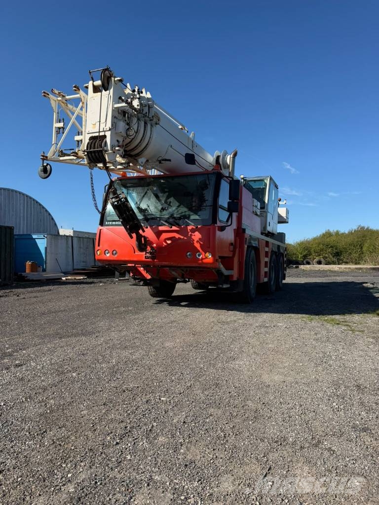 Liebherr LTM 1055-3.1 All terrain cranes