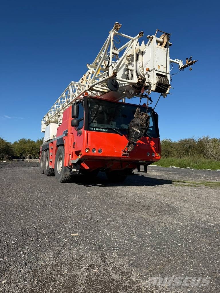 Liebherr LTM 1055-3.1 All terrain cranes