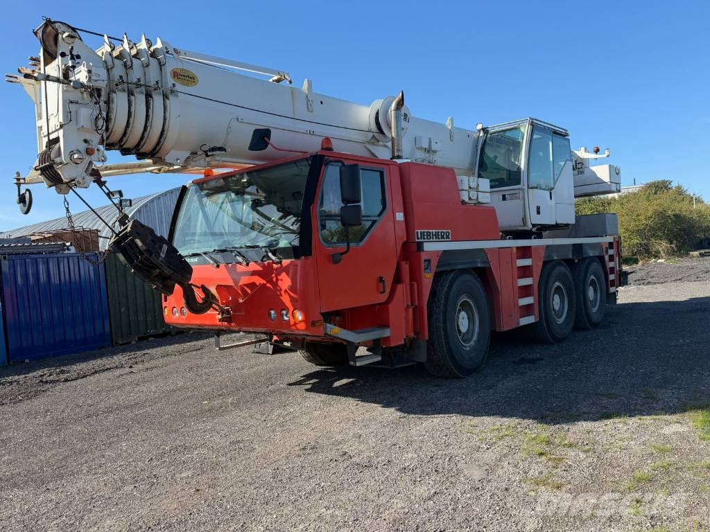 Liebherr LTM 1055-3.1 All terrain cranes