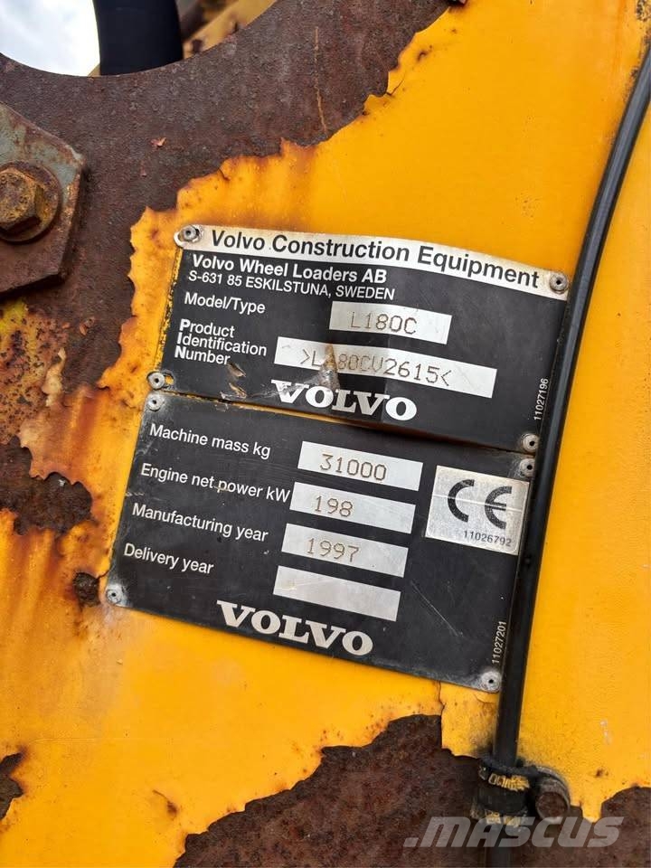 Volvo L 180 C Traktor med skogsutstyr