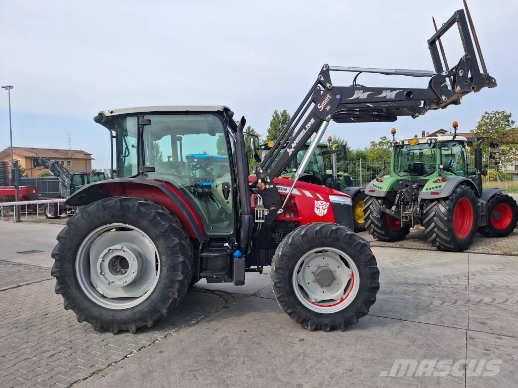 Massey Ferguson 5710 Traktorer