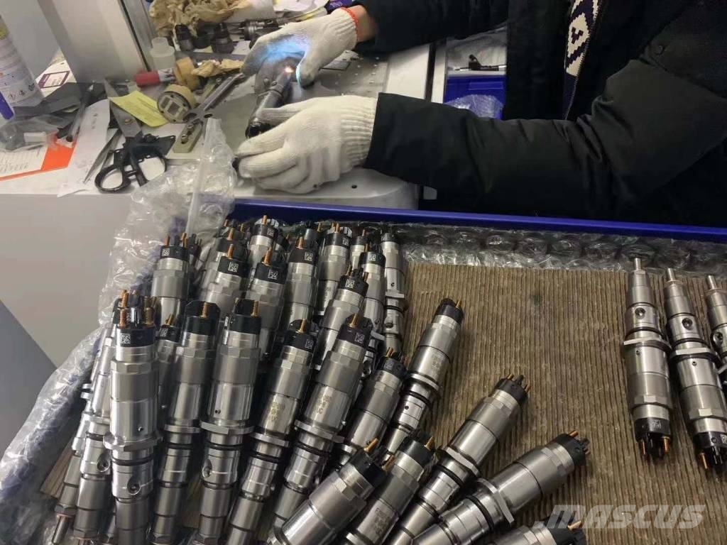 Komatsu PC200-8 injector 6754-11-3011 Utovarne korpe