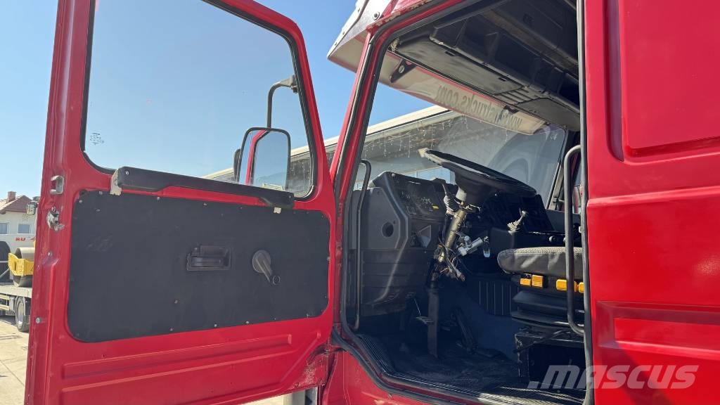 Scania 113 H 360 4x2 tractor unit Tractores (camiões)