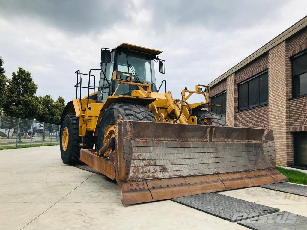 CAT 824 G 推土機