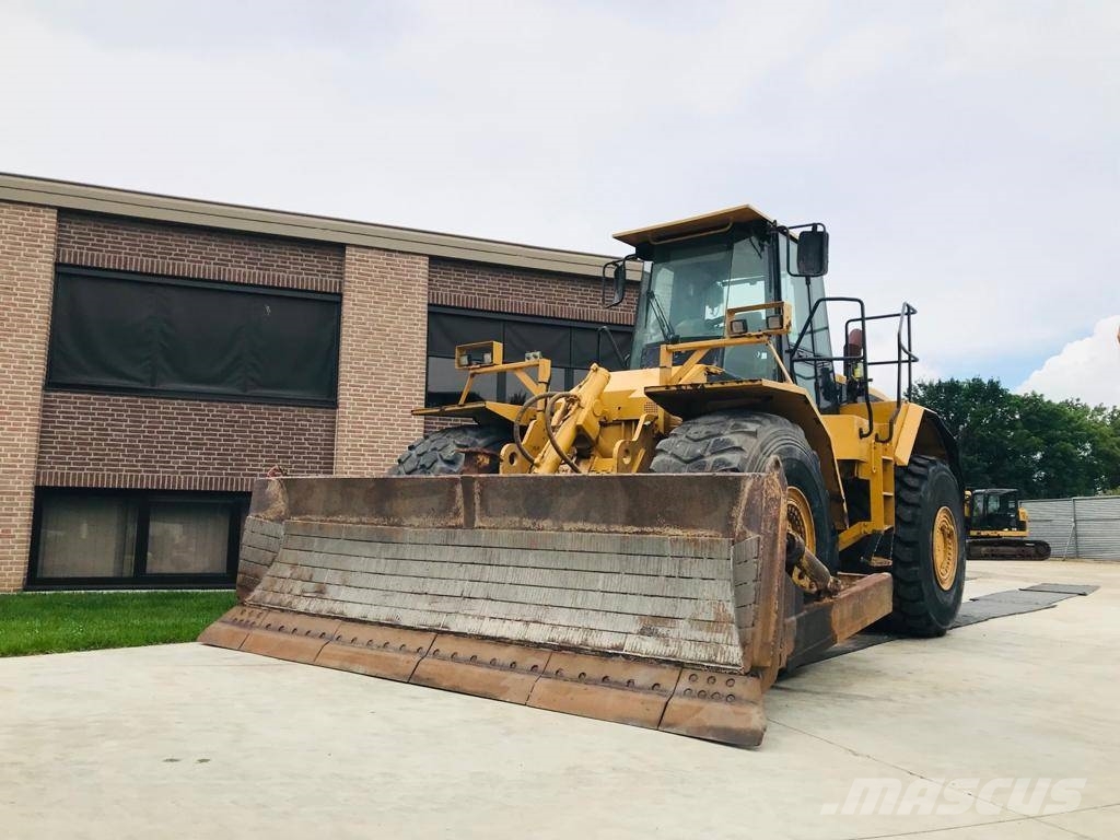 CAT 824 G 推土機