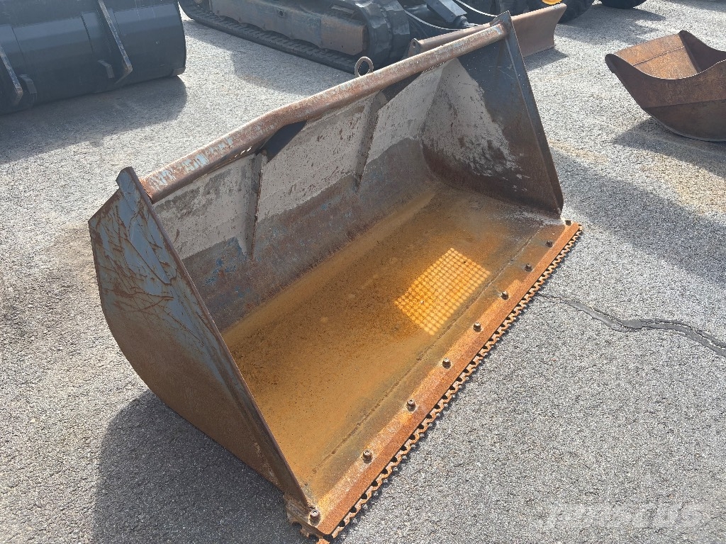 JCB 409 / Aura, Kauha, Hiekoitin, Hyvät renkaat! لوادر بعجل