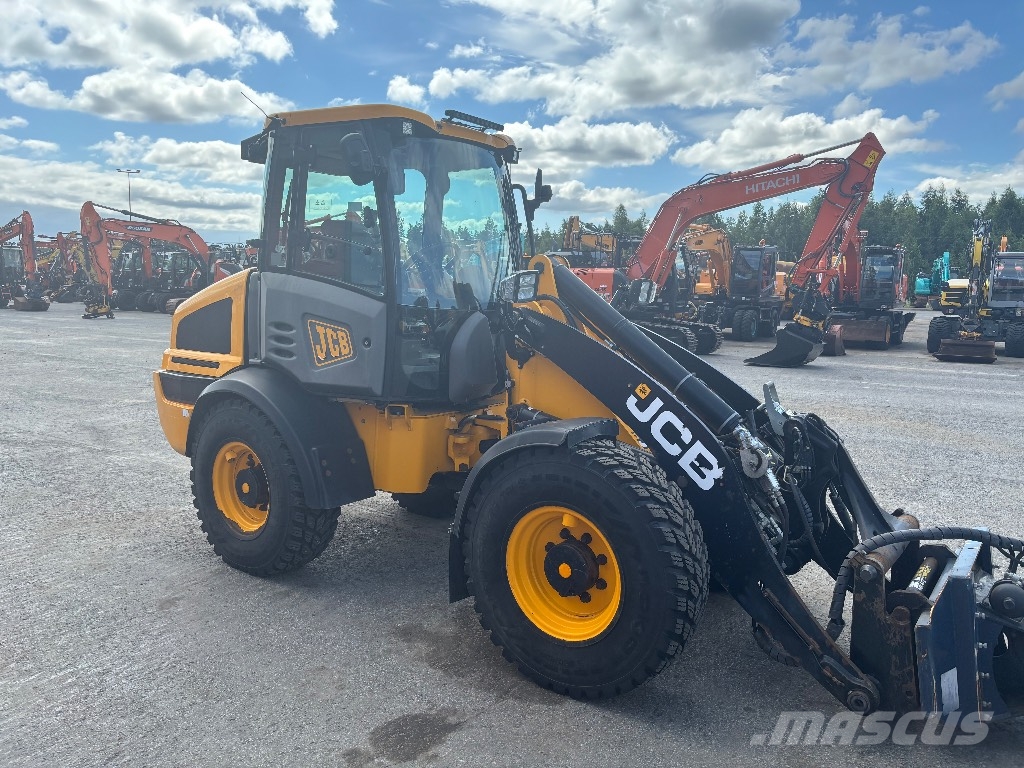 JCB 409 / Aura, Kauha, Hiekoitin, Hyvät renkaat! لوادر بعجل