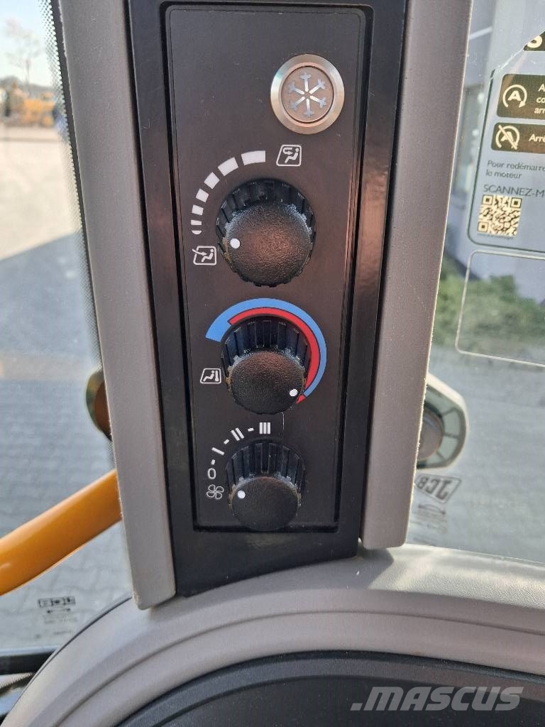 JCB 4 CX SM Ekskavaatorlaadurid
