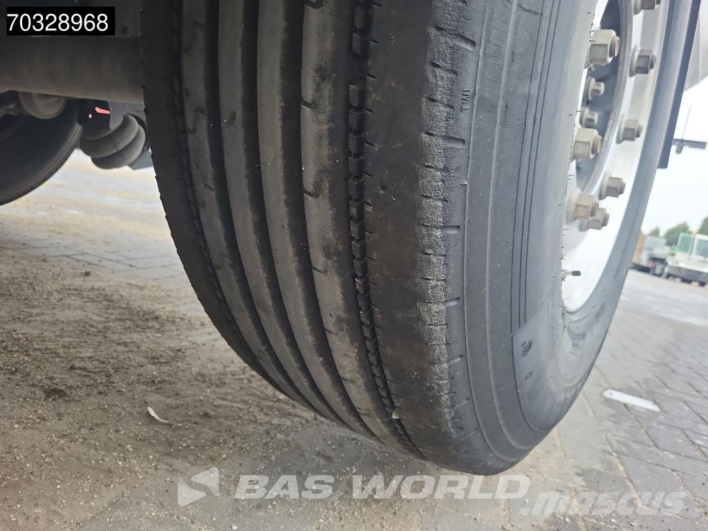 Schmitz Cargobull SCB*S3D Lift Axle Cramaro Steel Semirremolques de volteo