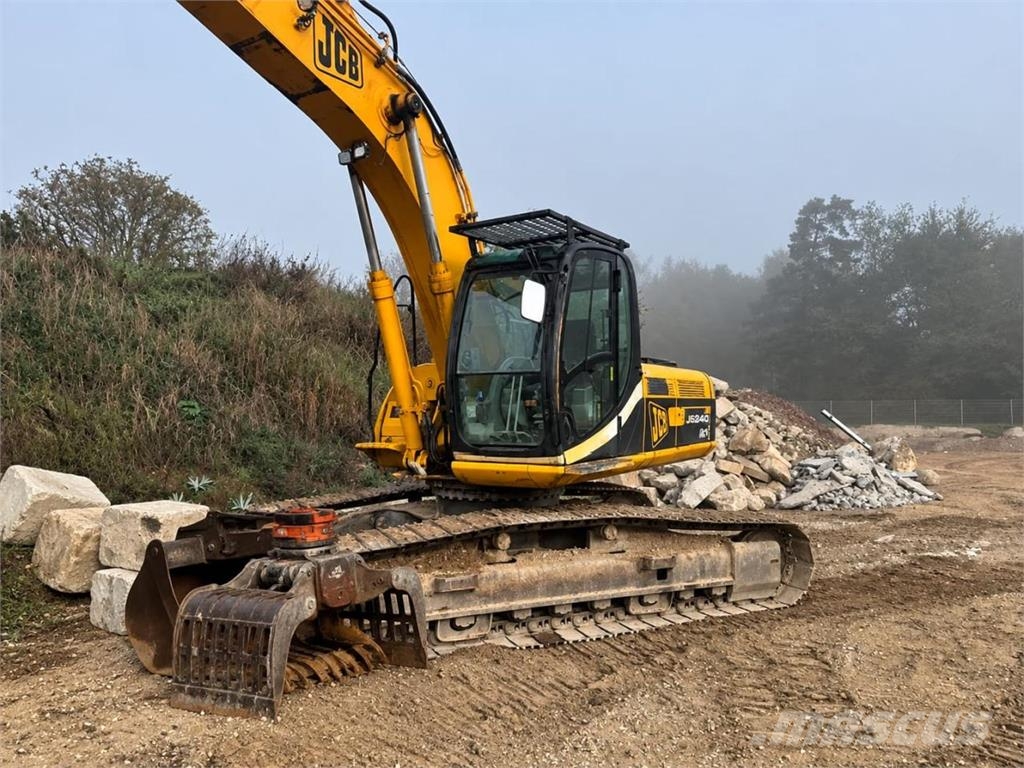 JCB JS240LC Raupenbagger