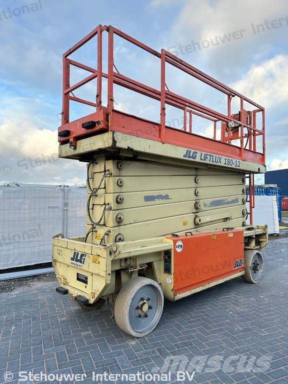 JLG Liftlux 180-12 剪叉式升降机