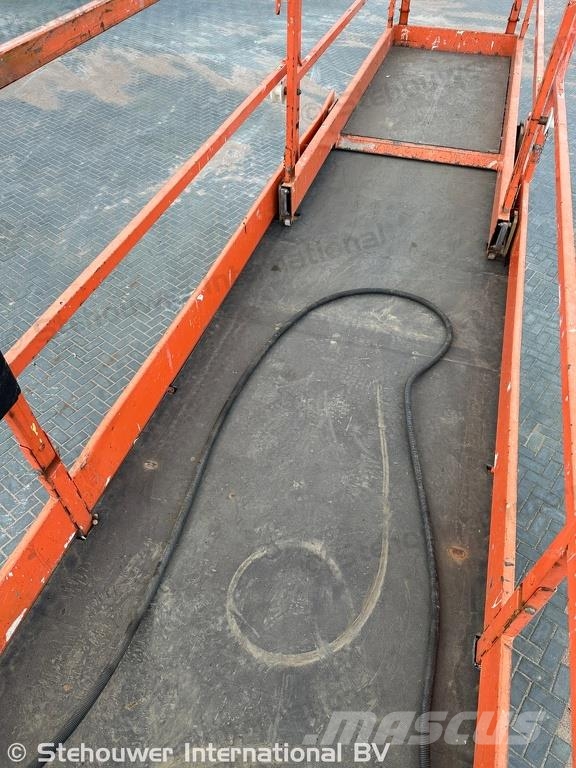 JLG Liftlux 180-12 剪叉式升降机