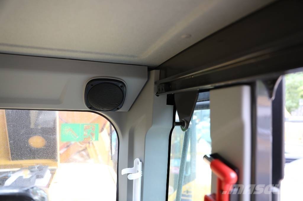 XCMG XE 155 GA Beltegraver