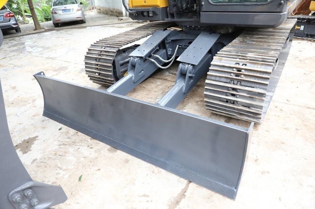 XCMG XE 155 GA Beltegraver