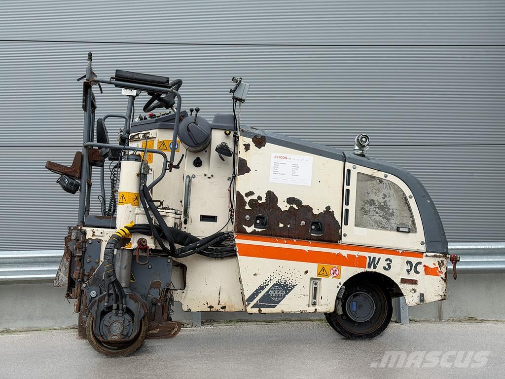 Wirtgen W 35 DC Asphalt cold milling machines