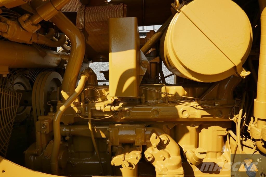 CAT D7F Ex-army Buldožerji goseničarji
