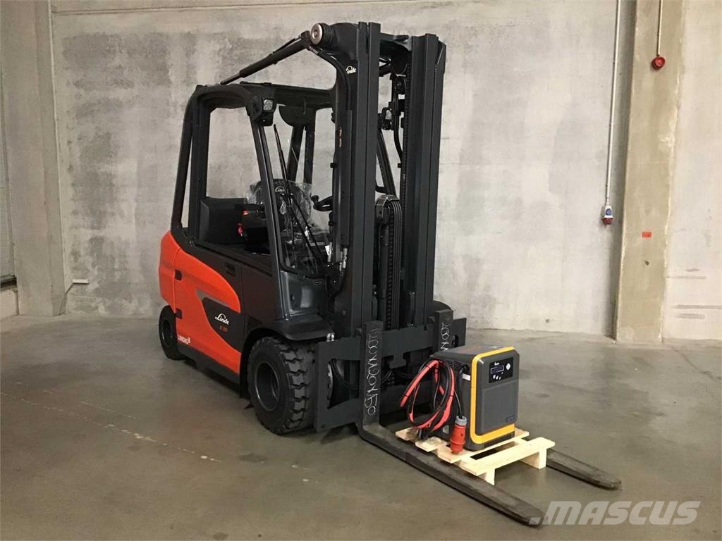 Linde E35L Electric forklifts