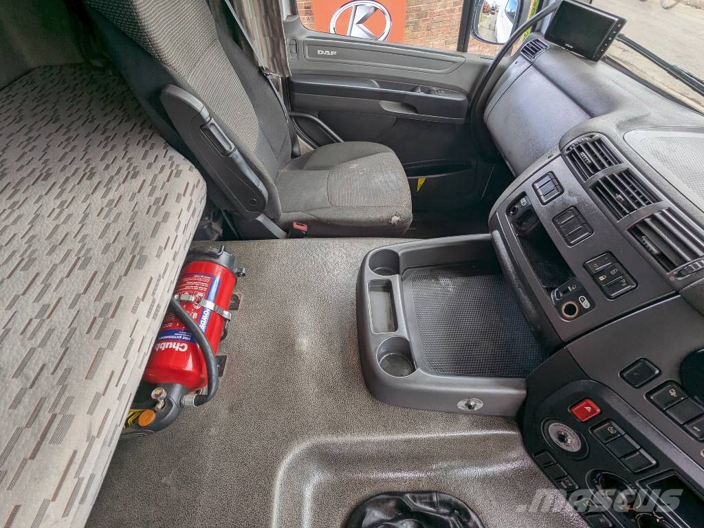 DAF CF 400 Tractor Units