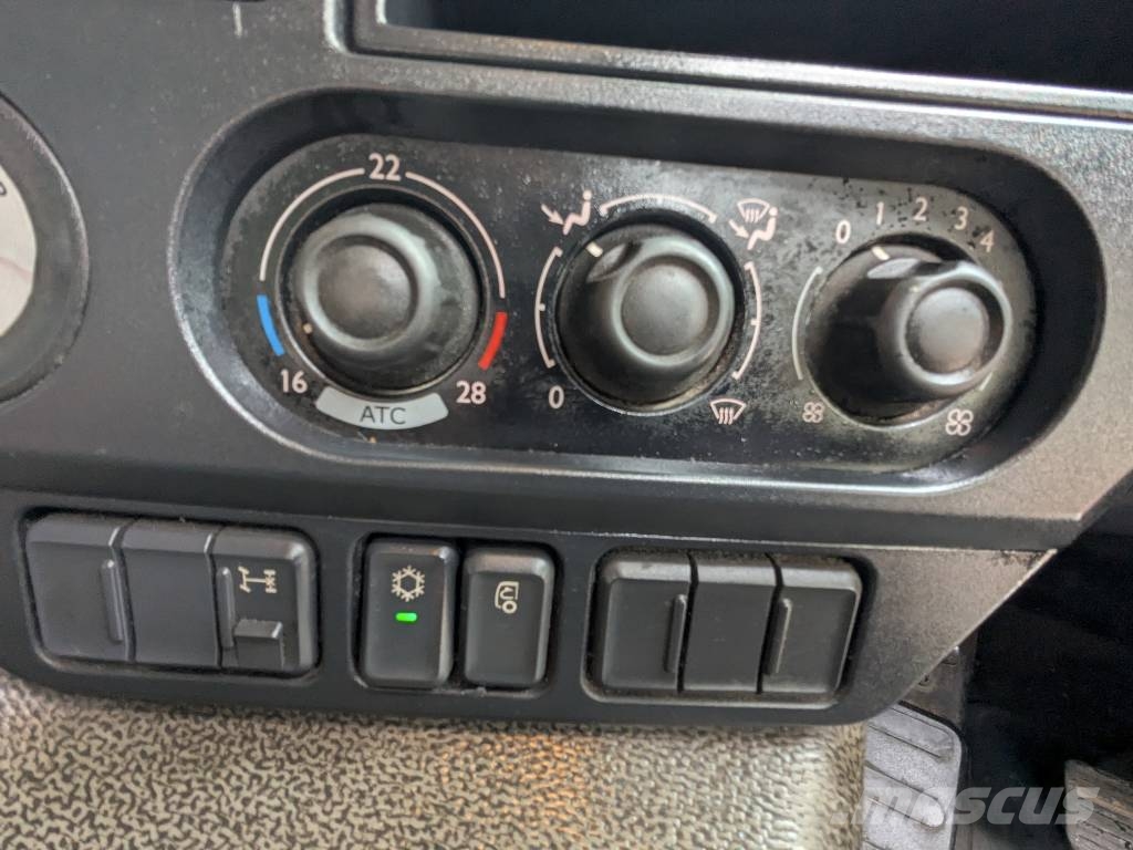 DAF CF 400 Tractor Units
