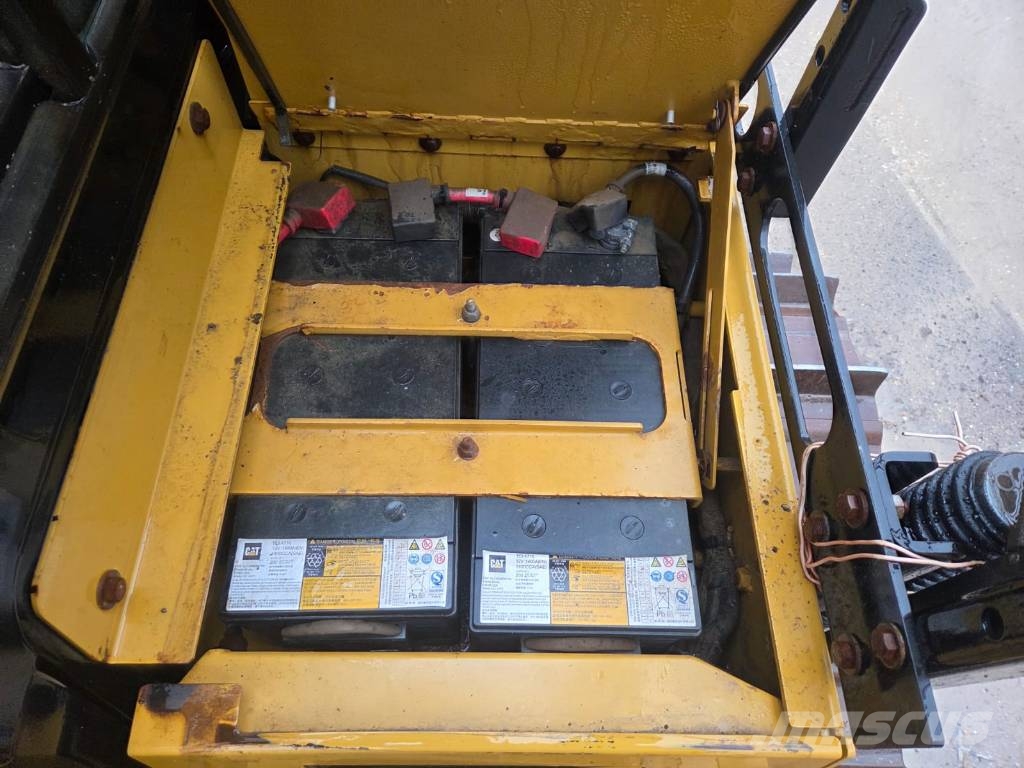 CAT D 6 T LGP Buldozere pe senile