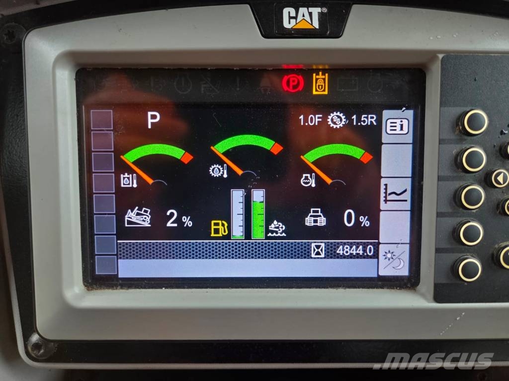 CAT D 6 T LGP Buldozere pe senile