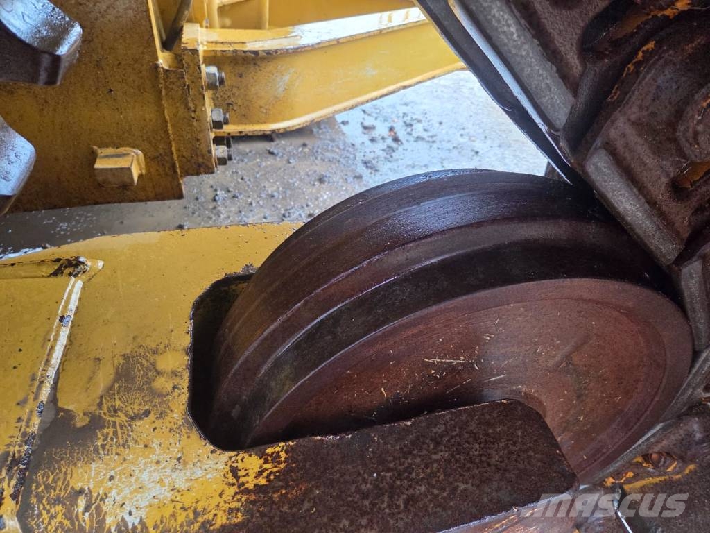 CAT D 6 T LGP Buldozere pe senile