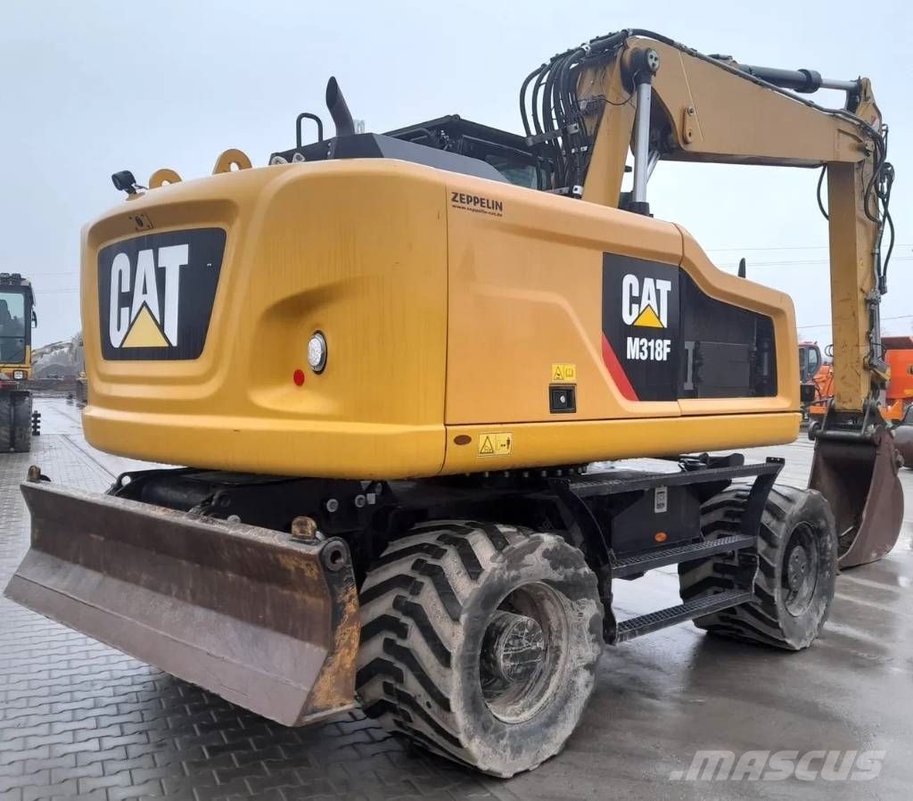 CAT M 318 F 轮式挖掘机