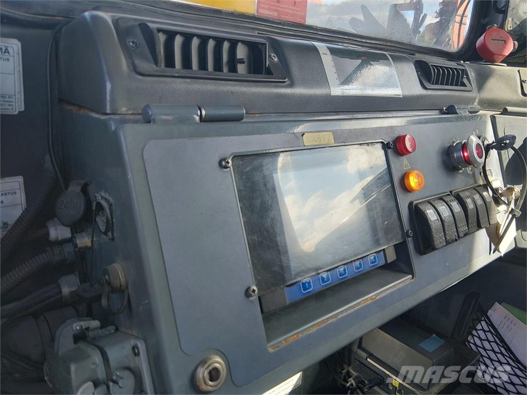 Sandvik Toro LH621i ساحبات وشاحنات تعدين للعمل تحت سطح الأرض